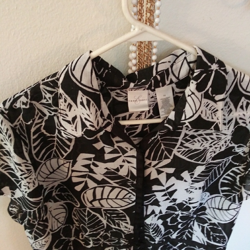 Blouse - Picture 5 of 6